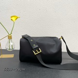Prada vintage 中古 中性風 單肩腋下包NEW 吐司包 挂在身上有