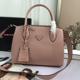 官網勁爆新款 火遍全球 2023開年新款普拉達《PRADA》   款號：6615