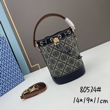 榛果色TORY BURCH Monogram 2023夏季新抽繩水桶包 質感海