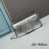 小號  VALENTINO MINI LOCò仿水晶裝飾手袋-VLogo Si