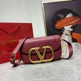 大號 Valentino2023 早春走秀款Valentino Garavani