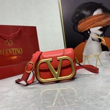 小號  Valentino走秀款 風琴包Valentino Garavani M