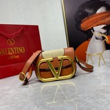 小號  Valentino走秀款 風琴包Valentino Garavani M