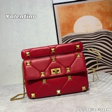 大號 爆款Valentino Garavani Roman Stud 大號納