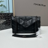 配盒子ysl loulou puffer 真的絕今年專櫃超火爆的loulou
