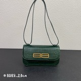 Balenciag gossi 出新 腋下豆腐包 通勤的硬挺版型 内裡多隔層