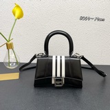 小號Balenciaga x Adidas 聯名沙漏包已上線繼Gucci古馳