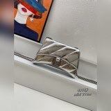 【mini號油蠟皮】Balenciaga 最新 Crush 包款強勢登場！高級