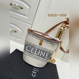 Celin新款BUCKET 16 刺繡 水桶包 新尺寸對小個子太友好啦～小巧又精