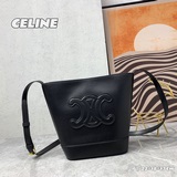 celine 2023春夏新款cuir水桶、采用凱旋門立體大logo更加知性成熟