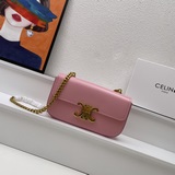 配盒子 celine鍊條腋下 光面牛皮 經典始終是經典舉手投足間都是滿滿的氣