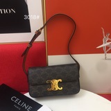 最新Celine 爆款 中古包 腋下包 來啦 老花色 出貨  3018#尺寸：2