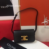 最新Celine 爆款 中古包 腋下包 來啦 老花色 出貨  3018#尺寸：2