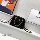 23s  貝殼包尺寸：16x11x5.5（cm）23ss黑紅貝殼家族來