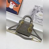 金扣，Mini lady classic戴系列 既高顔值又值得入手的經典系