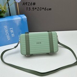 DIOR0 & RIMOWA 聯名限定款小行李箱子包來啦！自從Rimowα被巨頭