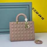 羊皮  Dior Lady  戴七格蓋頭款/Lady Dior手袋， 32cm