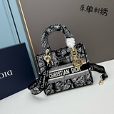 新色原單刺繡配盒子淺金【Lady D 刺繡系列】M8002黃色藍樹最新系列，汲