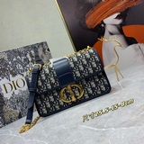 【跑量款】dior 30 Montaigne蒙田包，靈感來自Dior1947年創