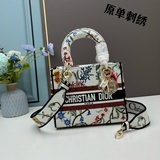 新色原單刺繡配盒子淺金【Lady D 刺繡系列】M8002黃色藍樹最新系列，汲