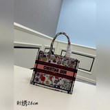 (小號刺繡26.5cm)book tote 手袋這款 book tote 手袋由
