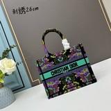 (小號刺繡26.5cm)book tote 手袋這款 book tote 手袋由