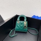 超迷你戴包，單肩斜挎包 裝了個寂寞suermini lady手袋體現了 d 對