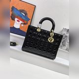 大號  dior lady  戴七格蓋頭款/lady dior手袋， 32cm
