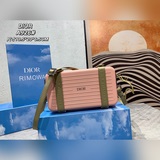 dior0 & rimowa 聯名限定款小行李箱子包來啦！自從rimowα被巨頭