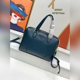 普拉達《PRADA》2023  獨家醉心款上市普拉達最暢銷簡約款式，采用原版細荔