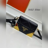 專櫃正品有售【頂級質量】PRADA型號：1BD048尺寸：20*14*8CMPR