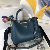 官網勁爆 火遍全球 2023開年普拉達《PRADA》   款號：66153 尺寸