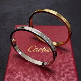 Cartier 卡地亞官網最新發布  火爆窄版細款手镯 進口精工保色18k 高端