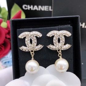 【chanel最新款 吊珍珠耳釘】一緻Z黃銅材質