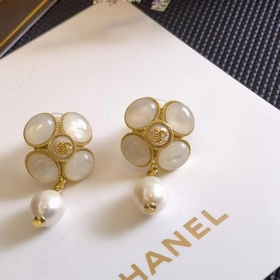 搶手好貨快 Chanel 香奈兒 月光石天然淡水珍珠新款 耳釘 原版專櫃品質 清