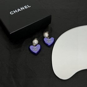 Chanel香奈兒中古 耳釘 小香家的款式真心無需多介紹 每一款都超好看，精緻大