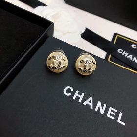Chanel香奈兒 2023 最新款專櫃 同步發售 小香風的耳釘特别的精美耐看百