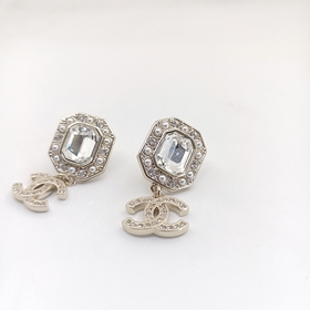 、、chanel23B新款 幾何多邊形 珍珠水鑽簡約 耳釘