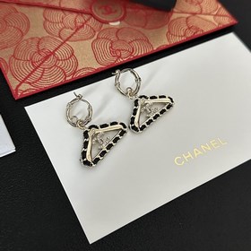 Chanel香奈兒 中古 雙C耳釘 原版複刻logo 小香家的款式真心無需多介紹
