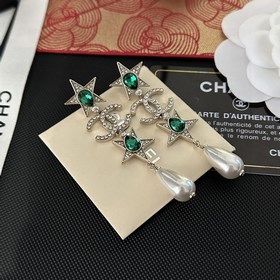 Chanel香奈兒 中古 耳釘 小香家的款式真心無需多介紹 每一款都超好看，精緻