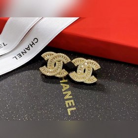 賣瘋了小香官網主推爆款 精工版小香 最新 Chanel 方鑽字母晶鑽耳釘耳環 C