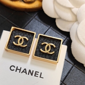 1880140   搶手好貨快 Chanel小香專櫃方太太同款最新字母真皮方形耳