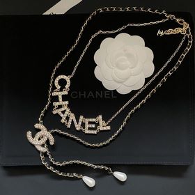辛芷蕾同款真皮鍊條毛衣鍊項鍊 超美無敵贊，非常有vintage的經典時尚感，最重