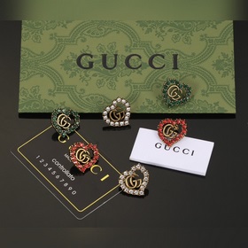 Gucci 專櫃同步 心桃彩鑽鑽耳釘。選幾款心儀的首飾來點綴美美的你 上拔草很久