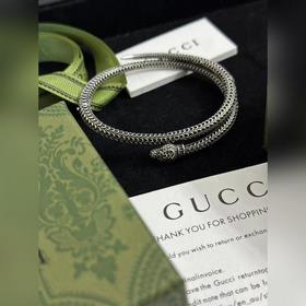 專櫃爆款  廠家直銷 專櫃對版  guuc*手镯