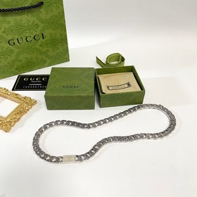 Gucci項鍊 】專櫃同步Gucci，新款GG圓珠鍊造型再現于項鍊之上，搭配配件