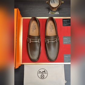 【愛馬仕 hermes】（羊皮内裡） 意大利頂級奢侈 他不追求新奇的款式和華麗的