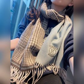 重磅推薦 Hermes · 愛馬仕秋冬新品 · 漸變拼色羊絨圍巾 臻選上乘的山羊