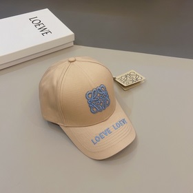 羅意威 Loewe～新款鴨舌帽，整頂帽子立體刺繡，質感超級贊 ，精緻大牌範，女神