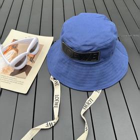 羅意威 個性加帶漁夫帽，一款很優秀的休閑漁夫帽質感複古潮味十足，很強的街拍風，